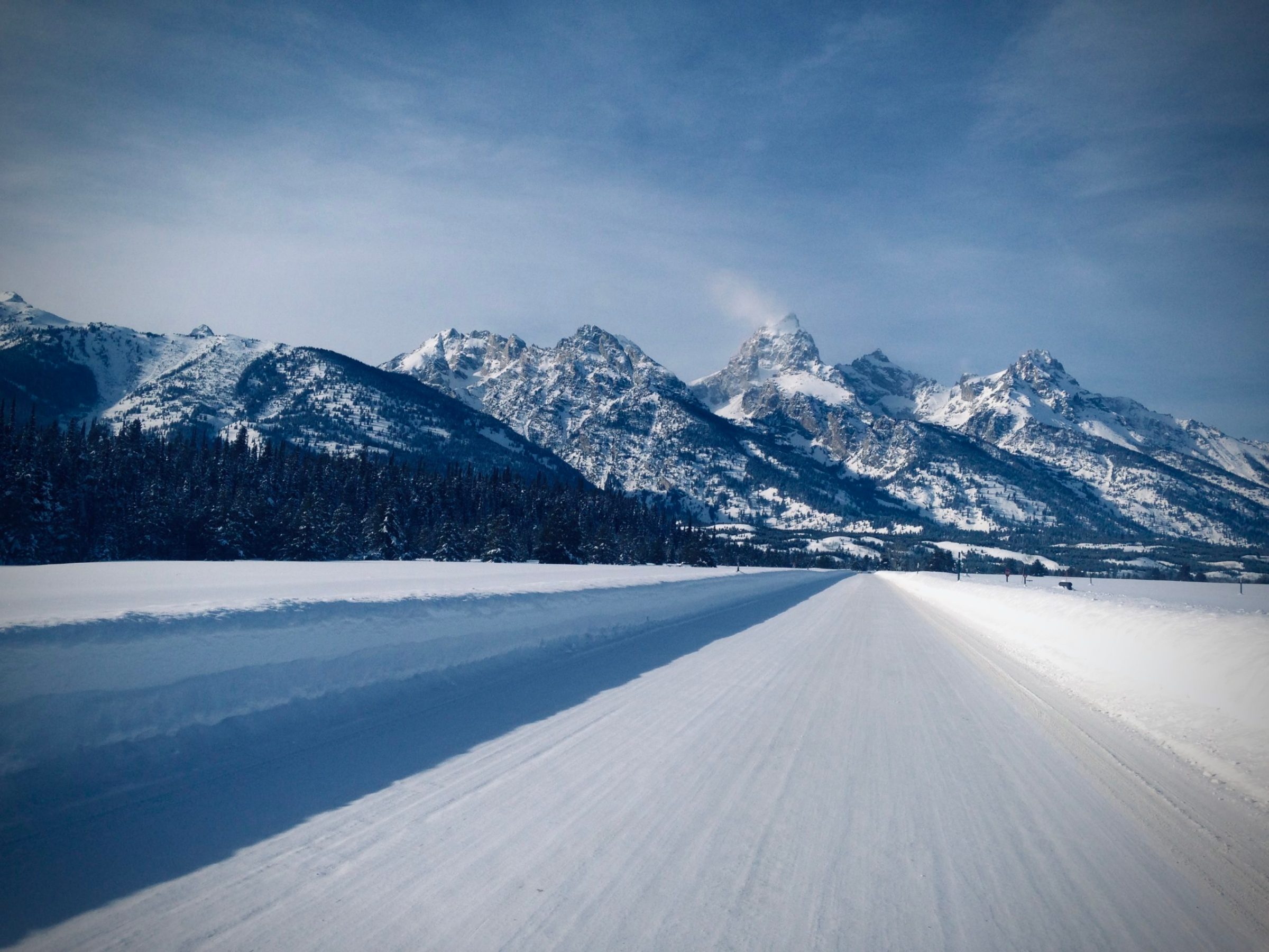 a snow covered mountain